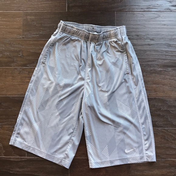 nike shorts youth xl nike shorts youth xl